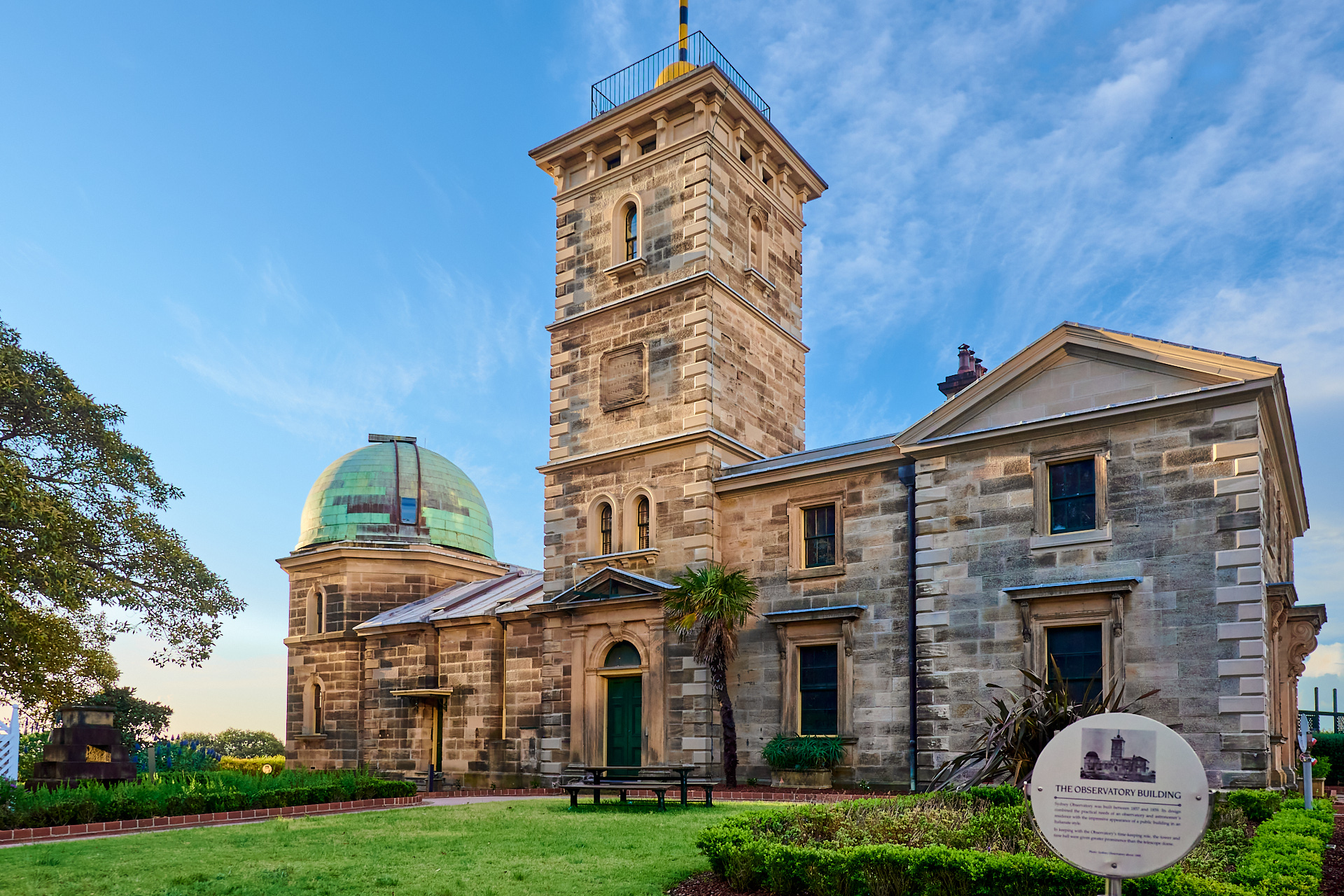Sydney Observatory Building Architecture in Italianate style. By orlandosydney.com