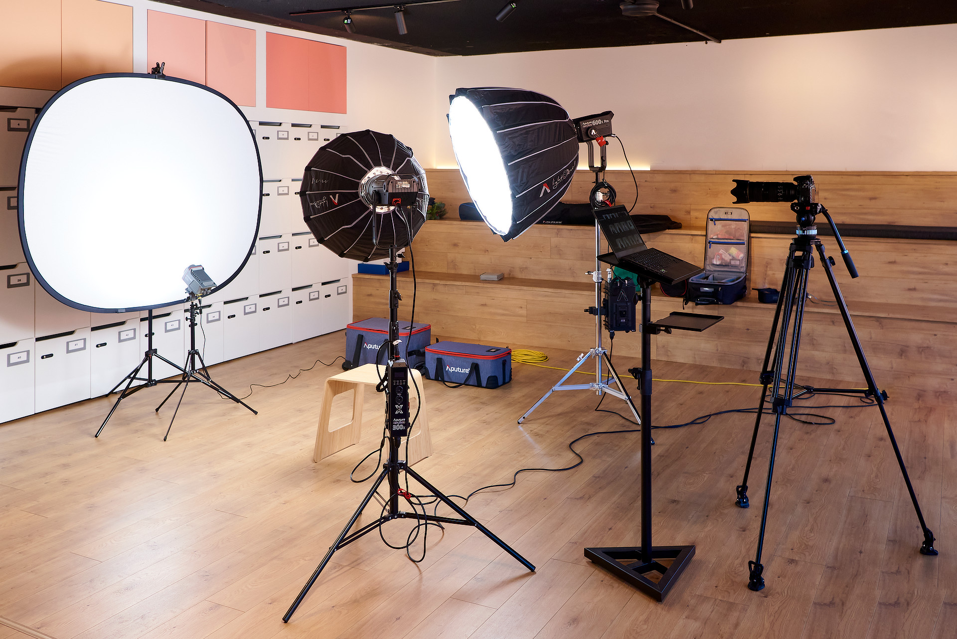 Corporate Headshot Photographers Sydney. By Orlandosydney.com Corporate Headshot Photographers Sydney. By Orlandosydney.com